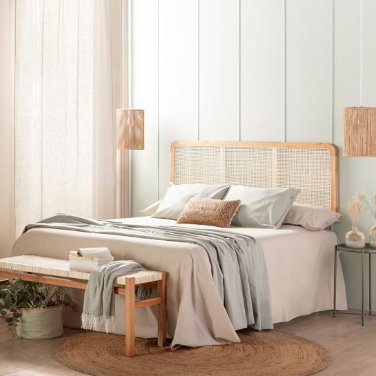 Cabecero para camas de 135, 150, 180 y 200 cm, madera maciza natural Color  principal Amarillo Grado de envejecido Medio envejecido Color secundario  Ninguno
