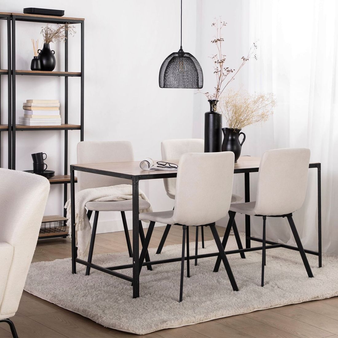  Alpine Furniture Silla de comedor, color crema con patas negras  : Hogar y Cocina