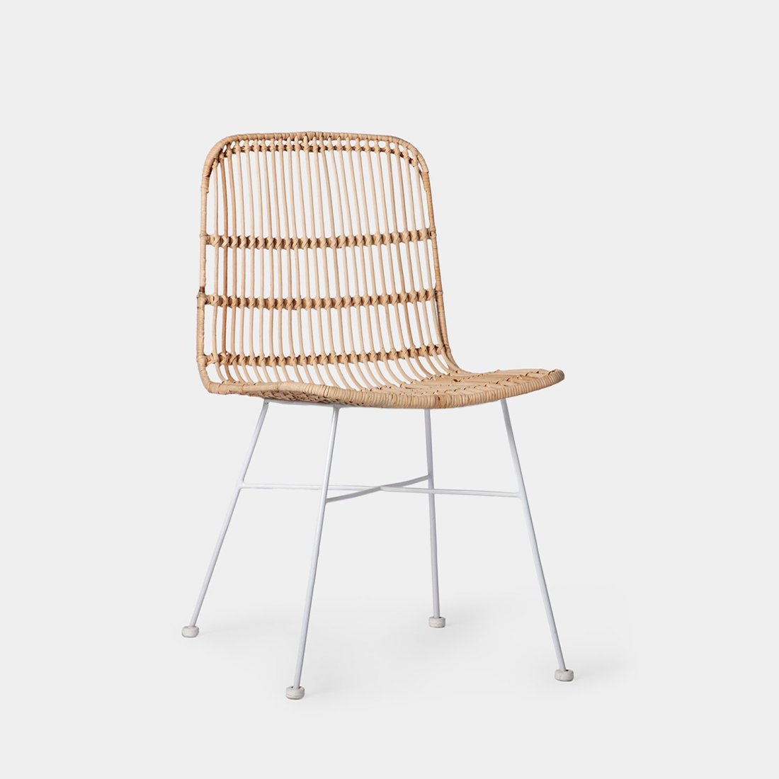 Silla de comedor de ratá ncon pata blanca Nela